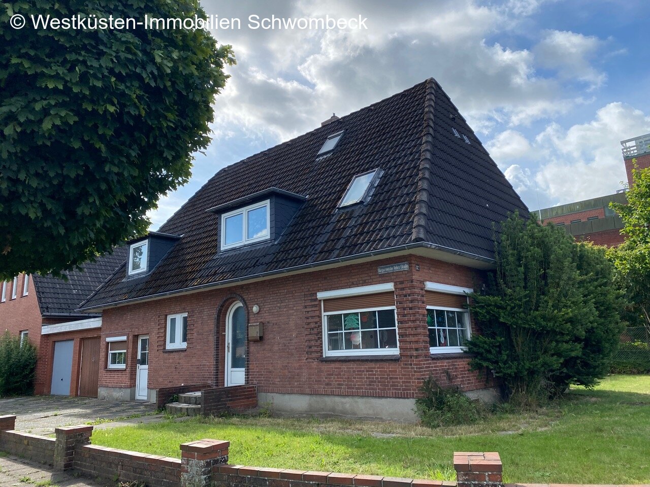 Heide: Verkauft! Einfamilienhaus mit Einliegerwohnung in Heide! Heide: Verkauft! Einfamilienhaus mit Einliegerwohnung in Heide!