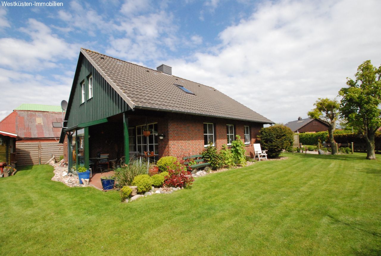 Friedrichskoog-Spitze: Reserviert! - Wunderschönes Einfamilienhaus in Deichlage! 