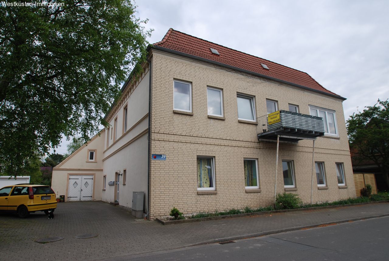 St. Michaelisdonn: Die gepflegte 3- Zi.-Wohnung mit Balkon! 