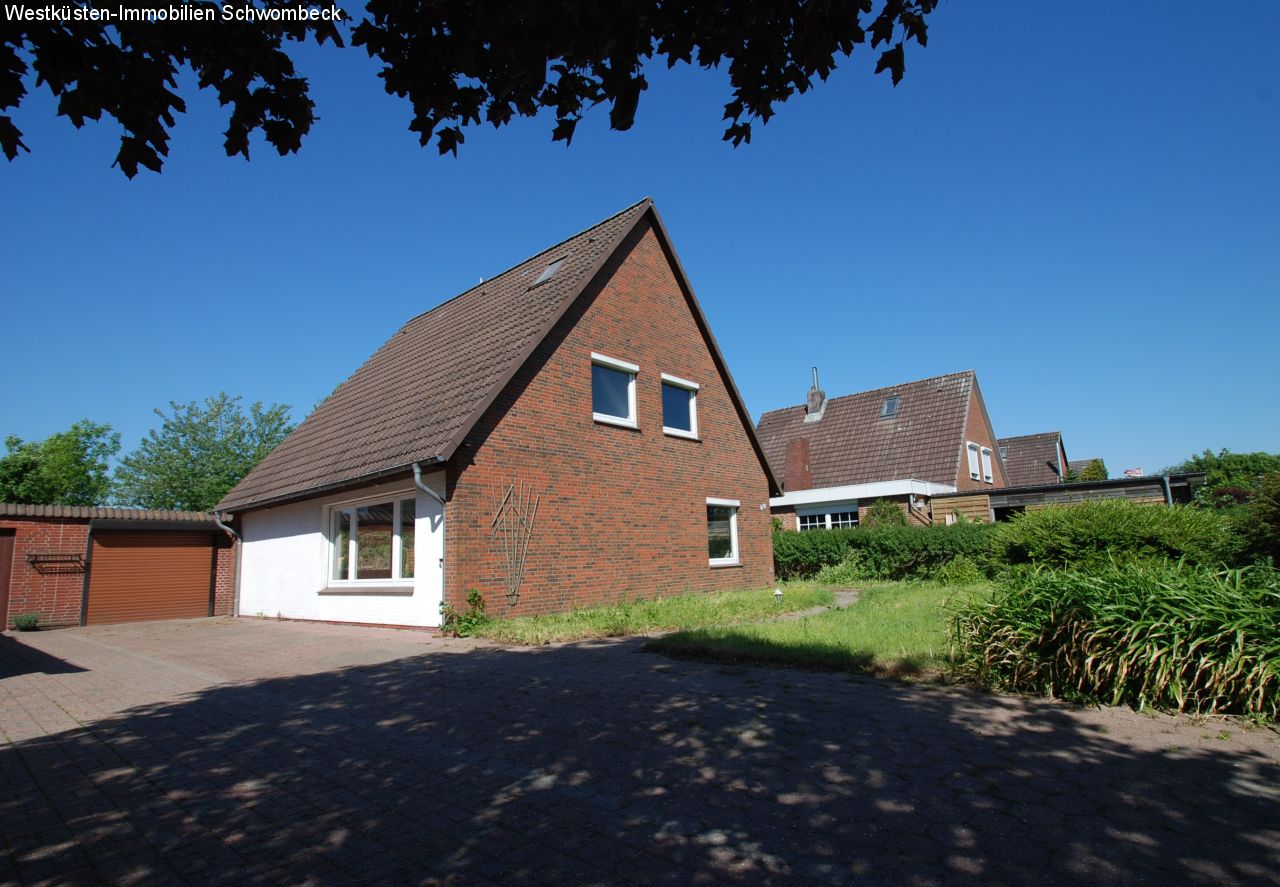 Marne: Reserviert! Für Handwerker - Das geräumige Einfamilienhaus in ruhiger Ortsrandlage! 