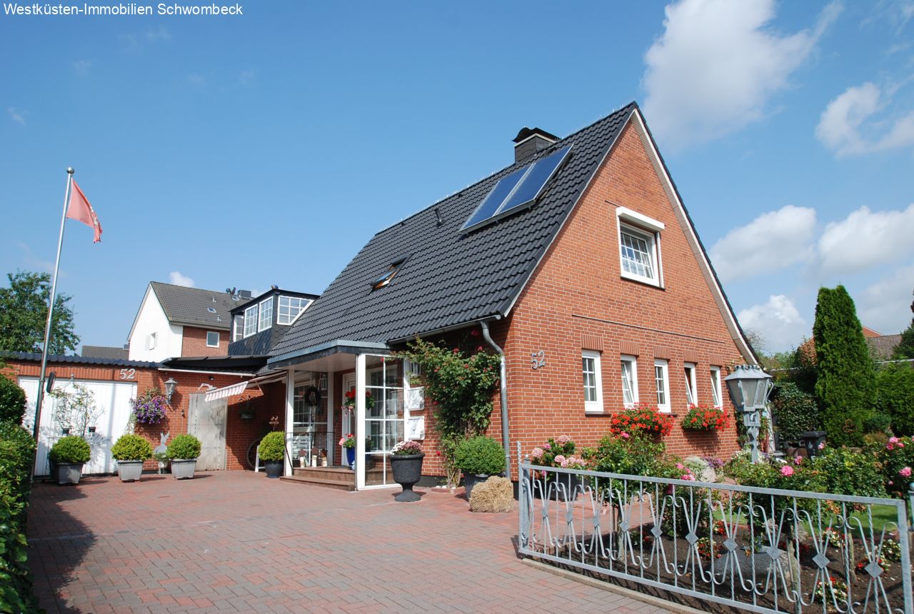 Heide: Die attraktive Single-Wohnung mit großer Dachterrasse! 