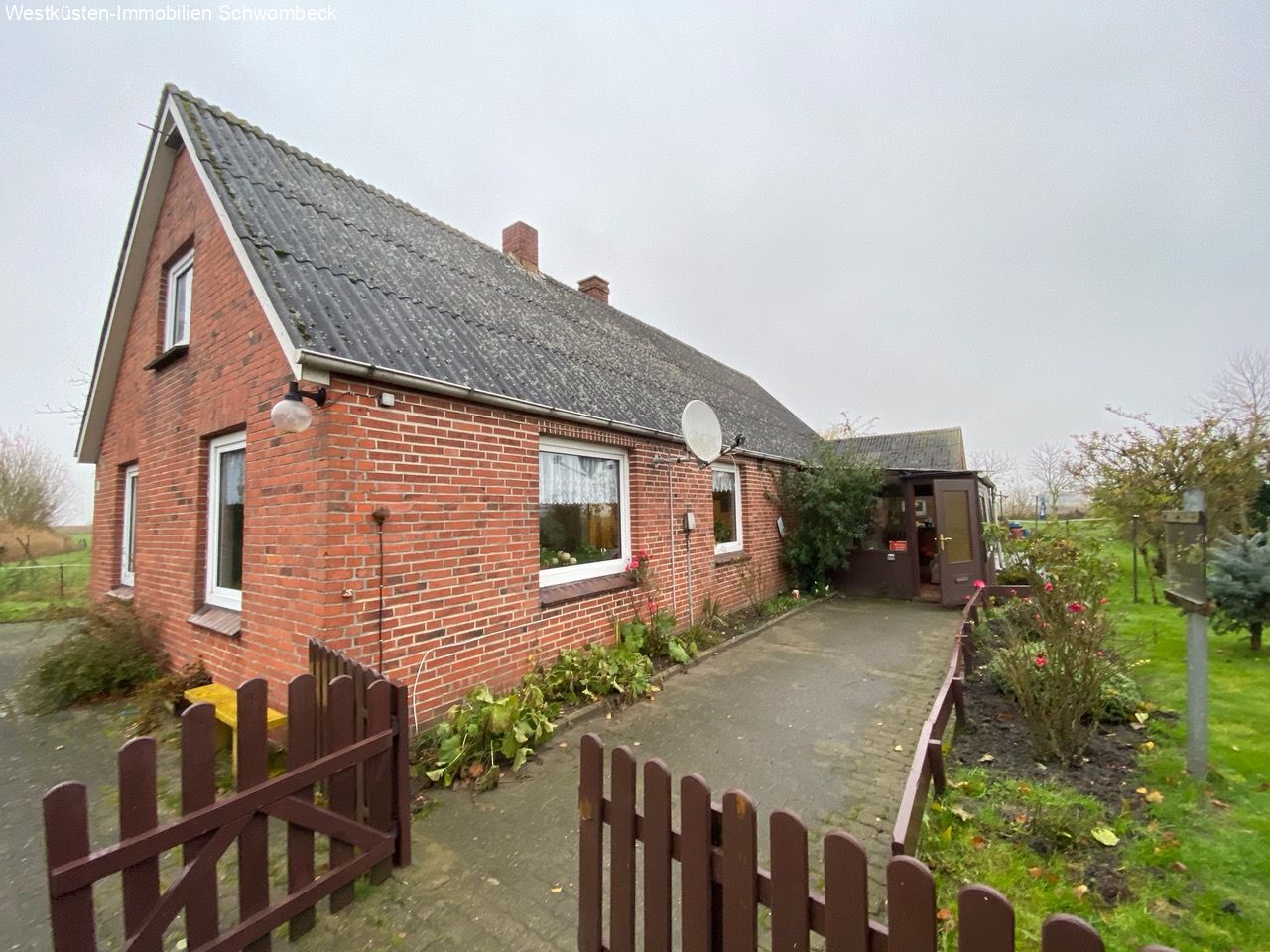 Neufeld:  Reserviert! Nordseenähe, Bauernkate in fast Alleinlage! 