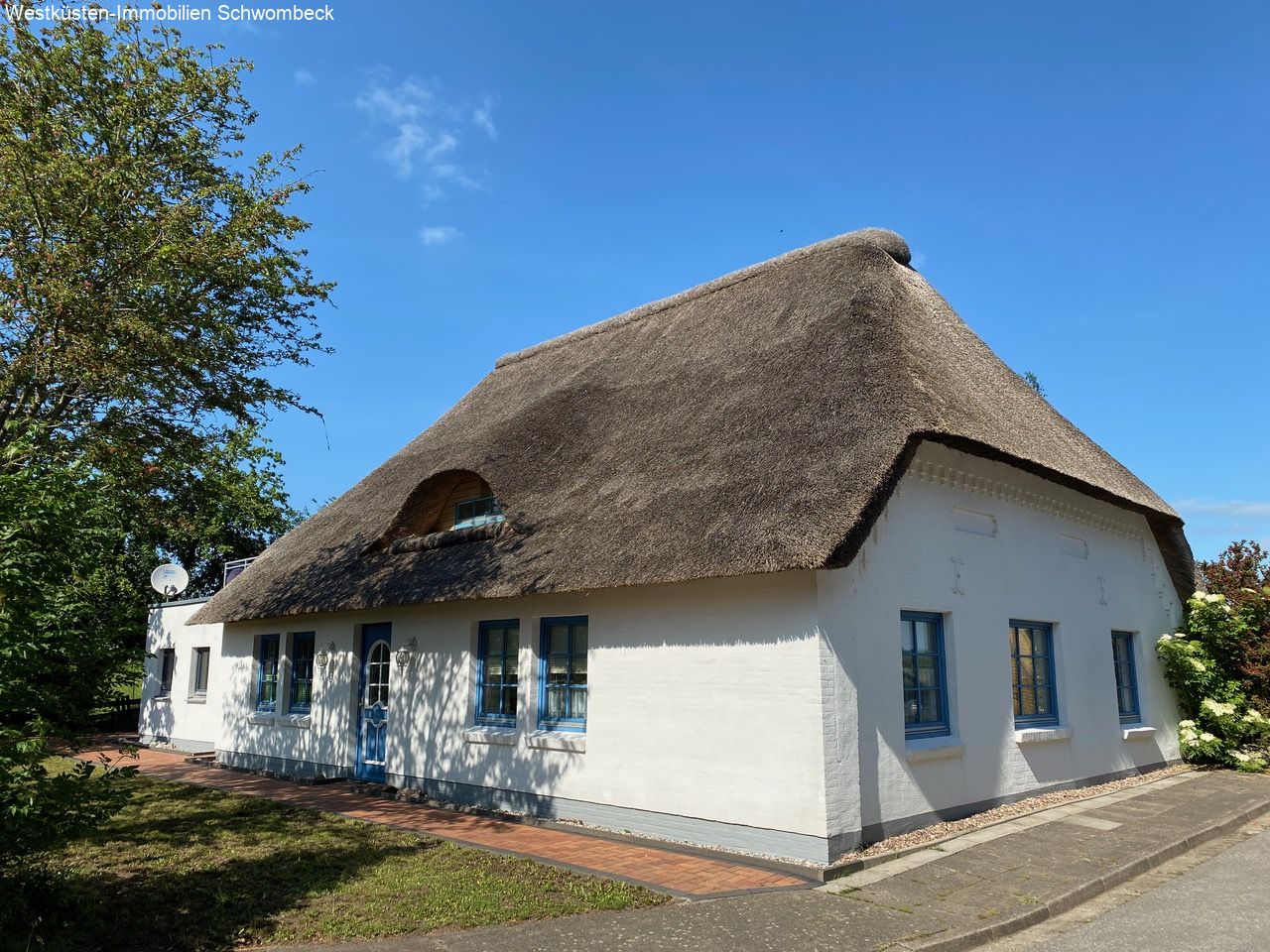 Delve: Top Gelegenheit! Die wunderschöne Reetkate auf dem Eiderdeich! 