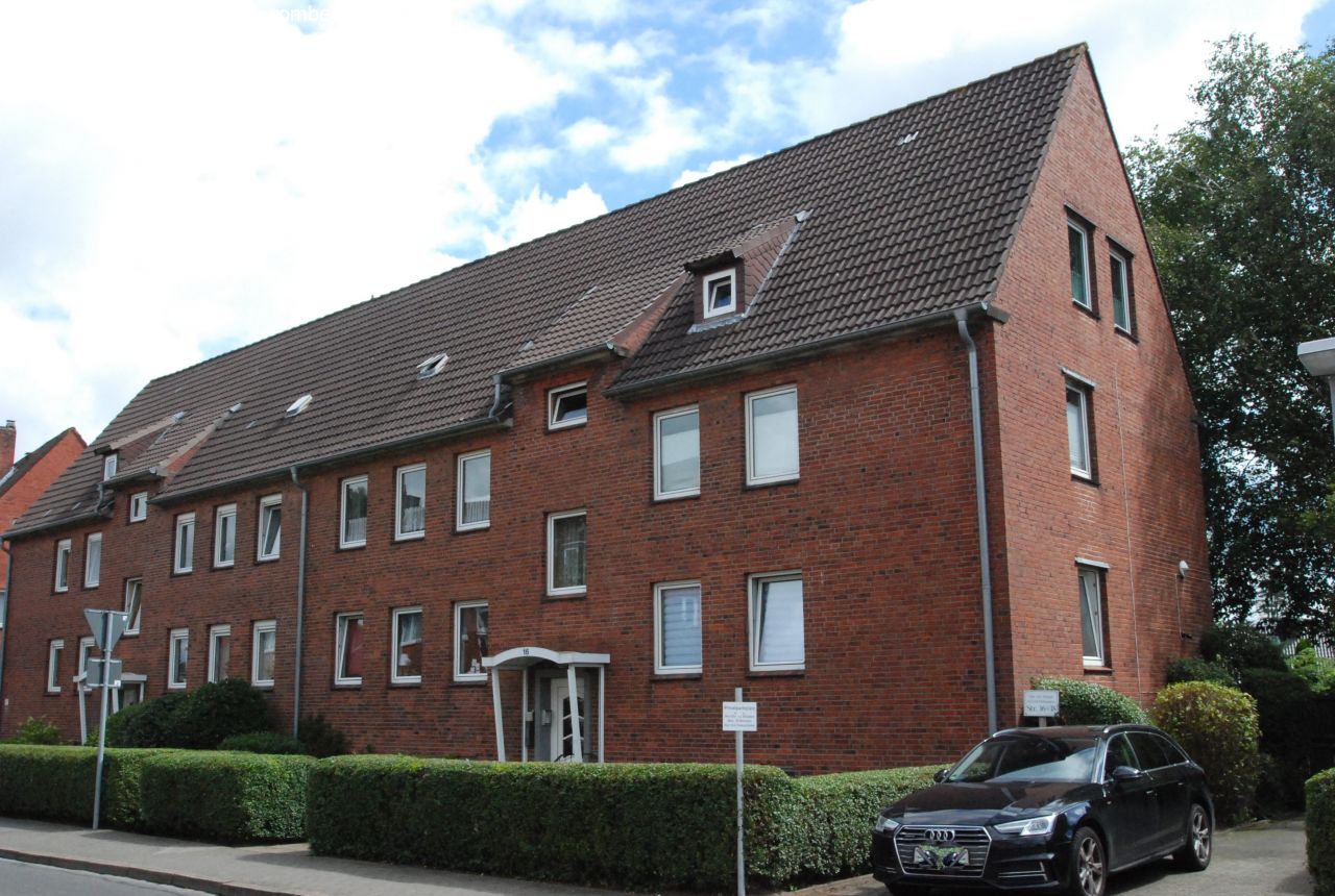 Heide: Hübsche kleine Eigentumswohnung nähe WKK in Heide! 