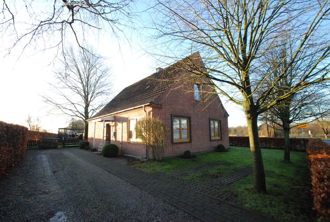 Hollingstedt: Verkauft! - Das vermietete gepflegte Einfamilienhaus zwischen Hennstedt und Delve! 