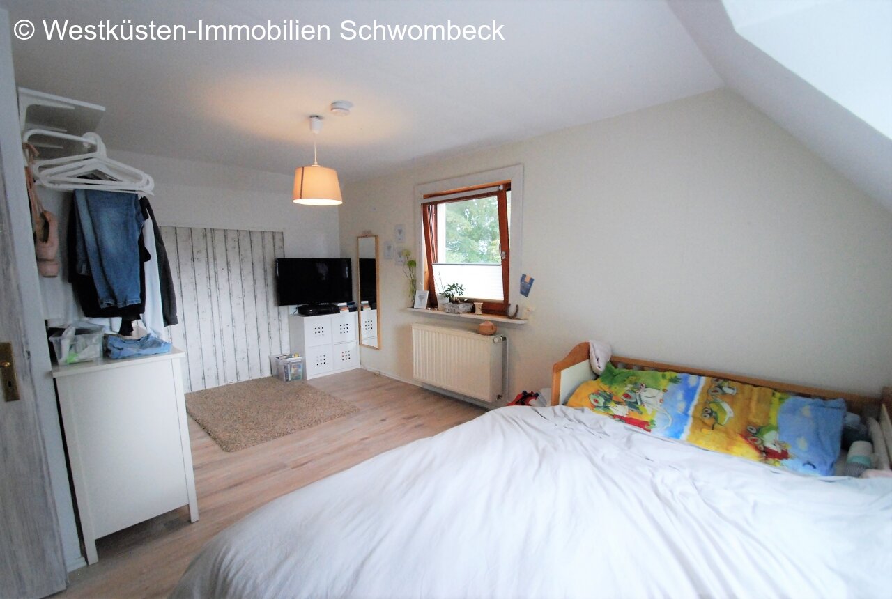 Schlafzimmer DG