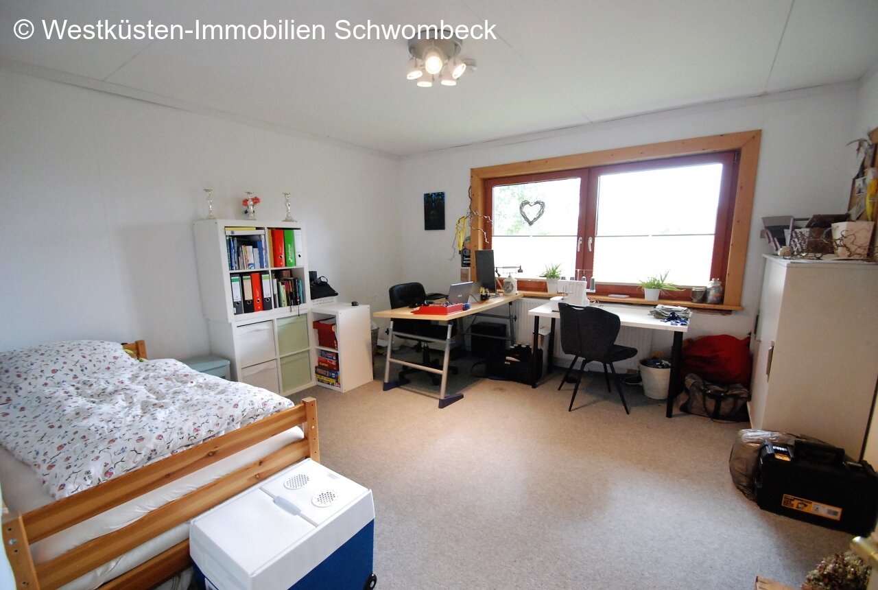 Büro EG