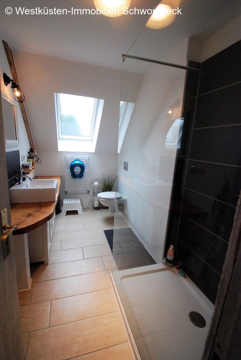 Badezimmer DG