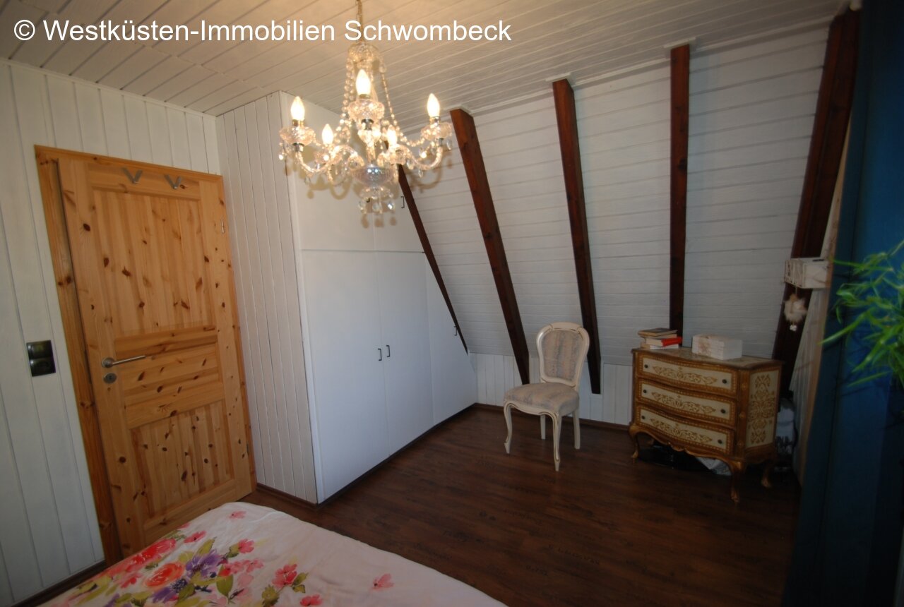 Schlafzimmer 2 DG