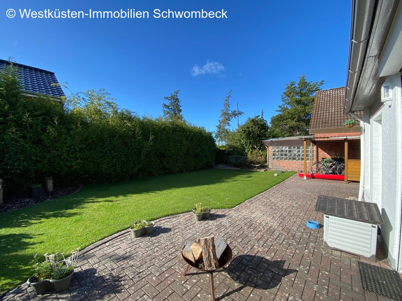 Terrasse und Garten