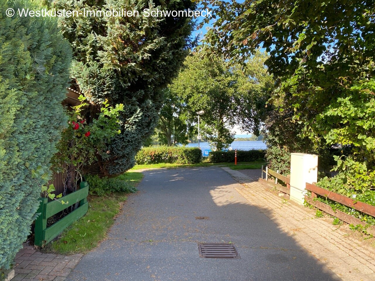 Blick von der Straße Richtung Eider!