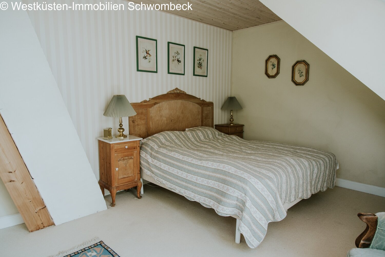 Schlafzimmer 2 DG