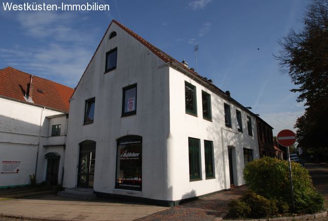 Meldorf: Große 2,5 Zimmer Altbauwohnung in Meldorf!! 