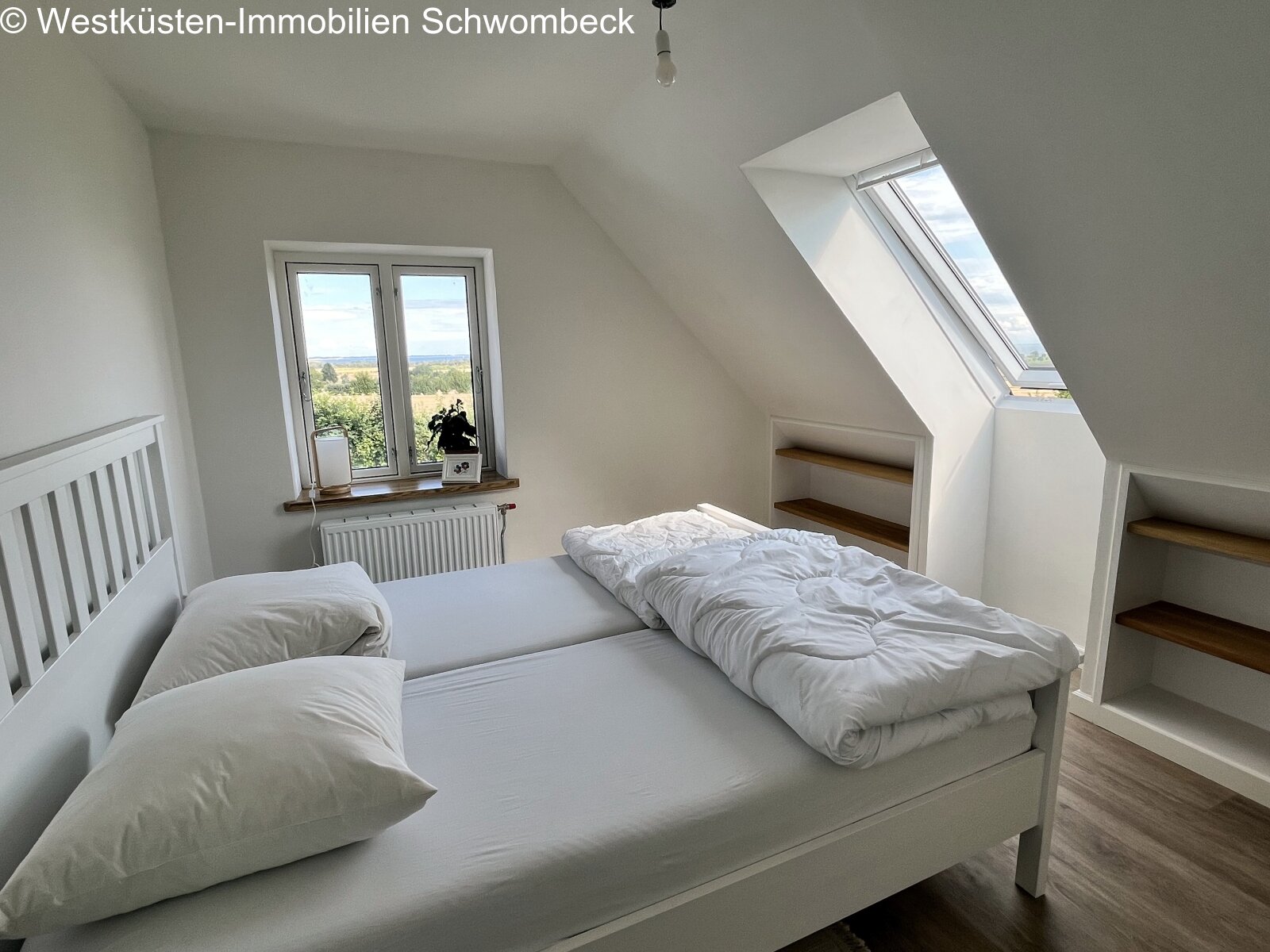 Schlafzimmer DG