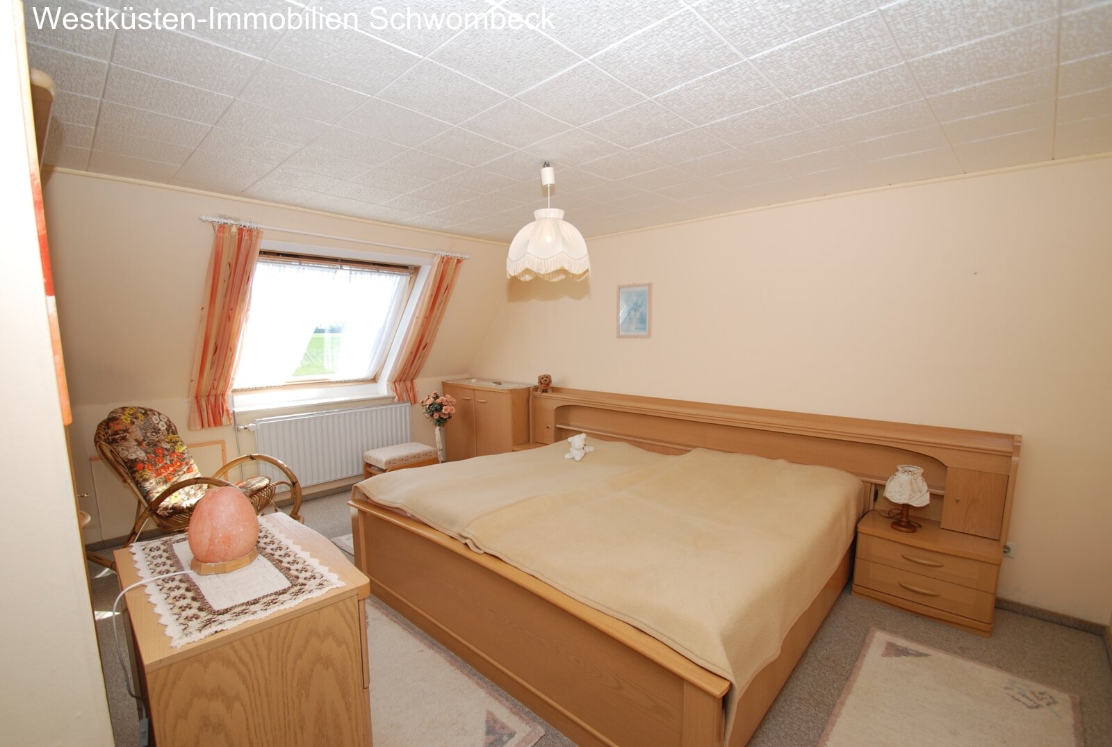 Schlafzimmer 1