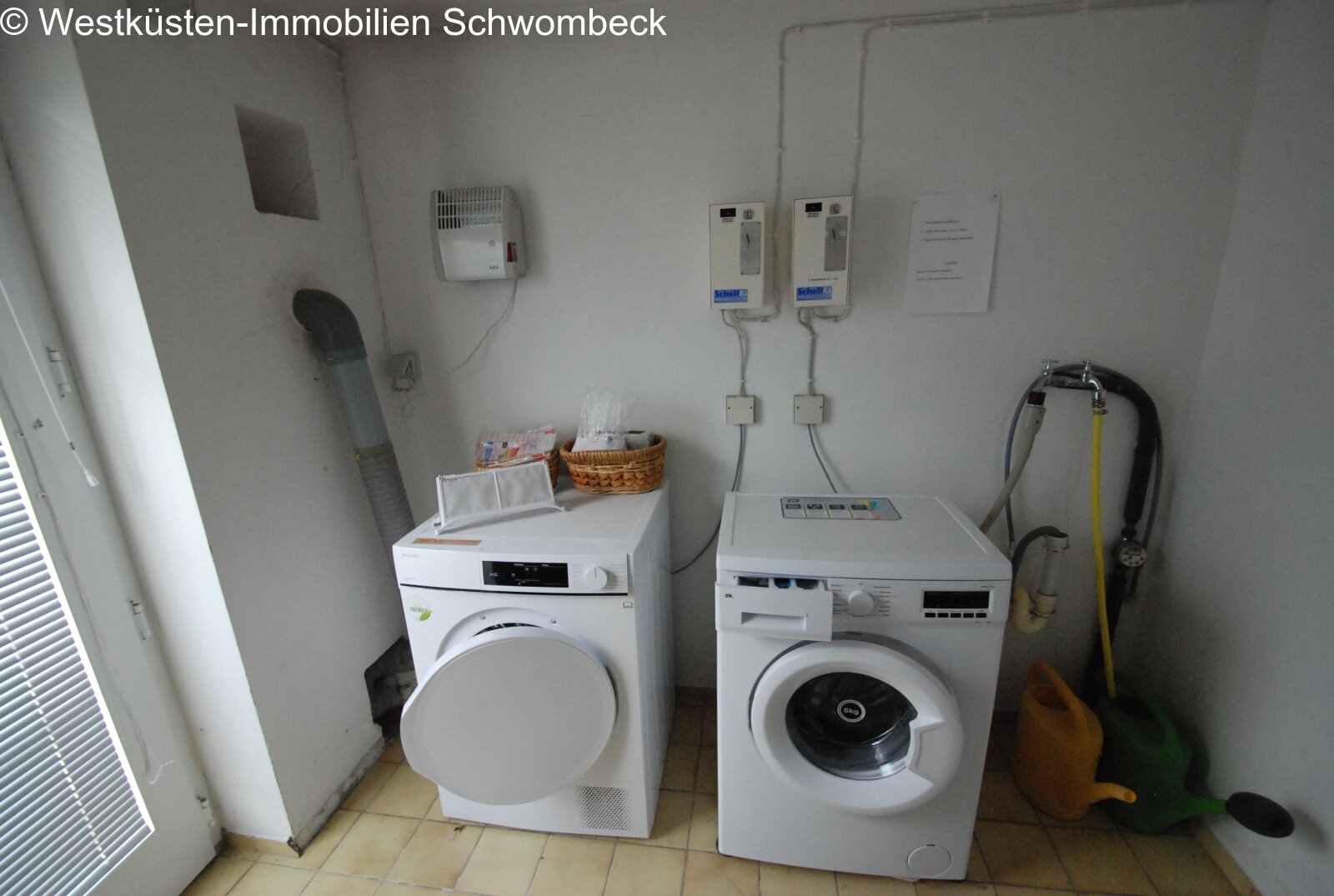 Waschmaschinen und Trockner Raum