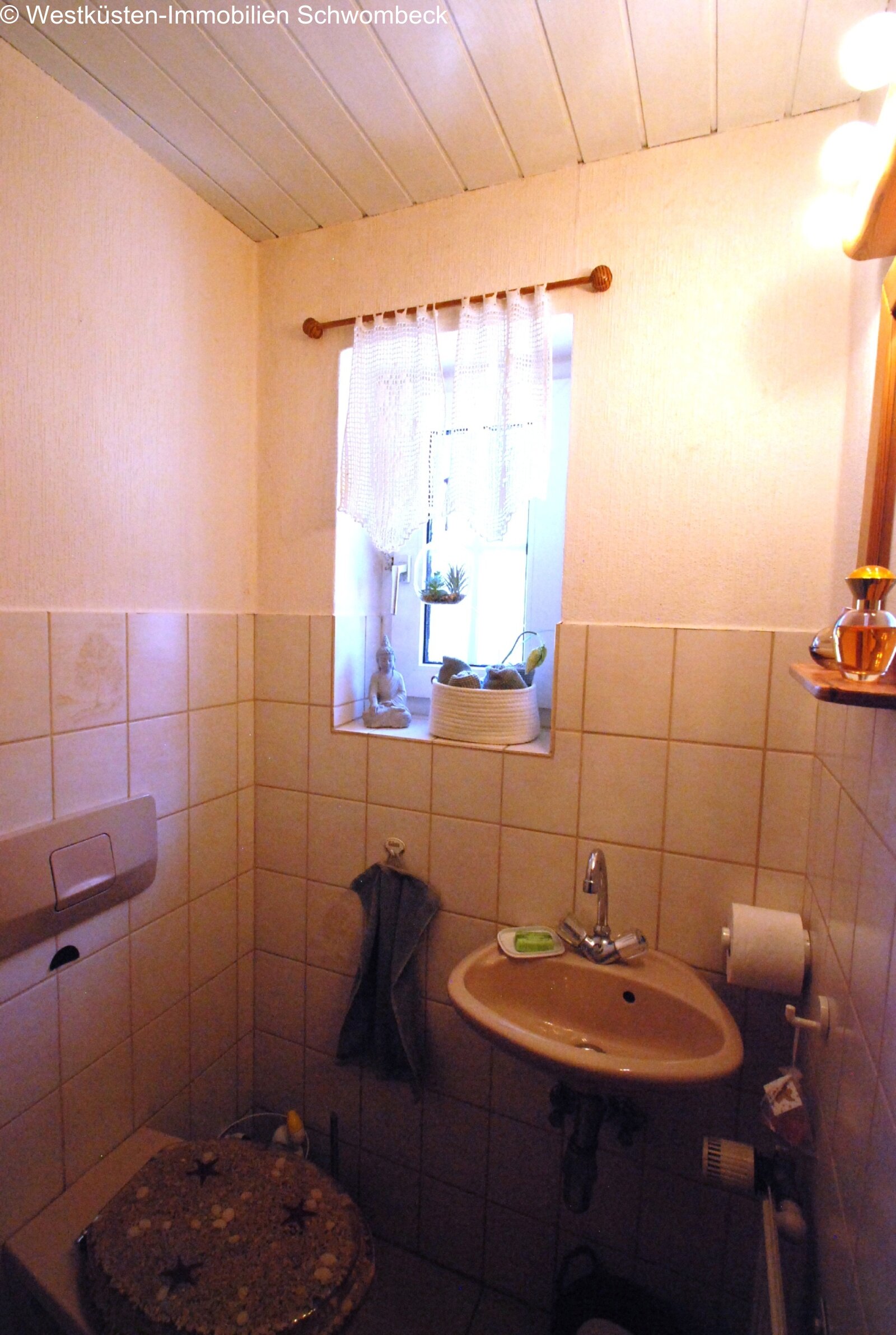 WC im EG