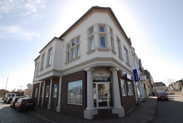 Heide: Wohn- und Geschäftshaus in guter Lage in der Innenstadt! 