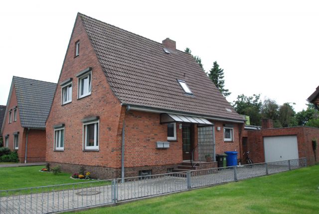 Heide: Die sehr gepflegte, ruhige 2,5 Zimmer-Wohnung mit großer Dachterrasse! 