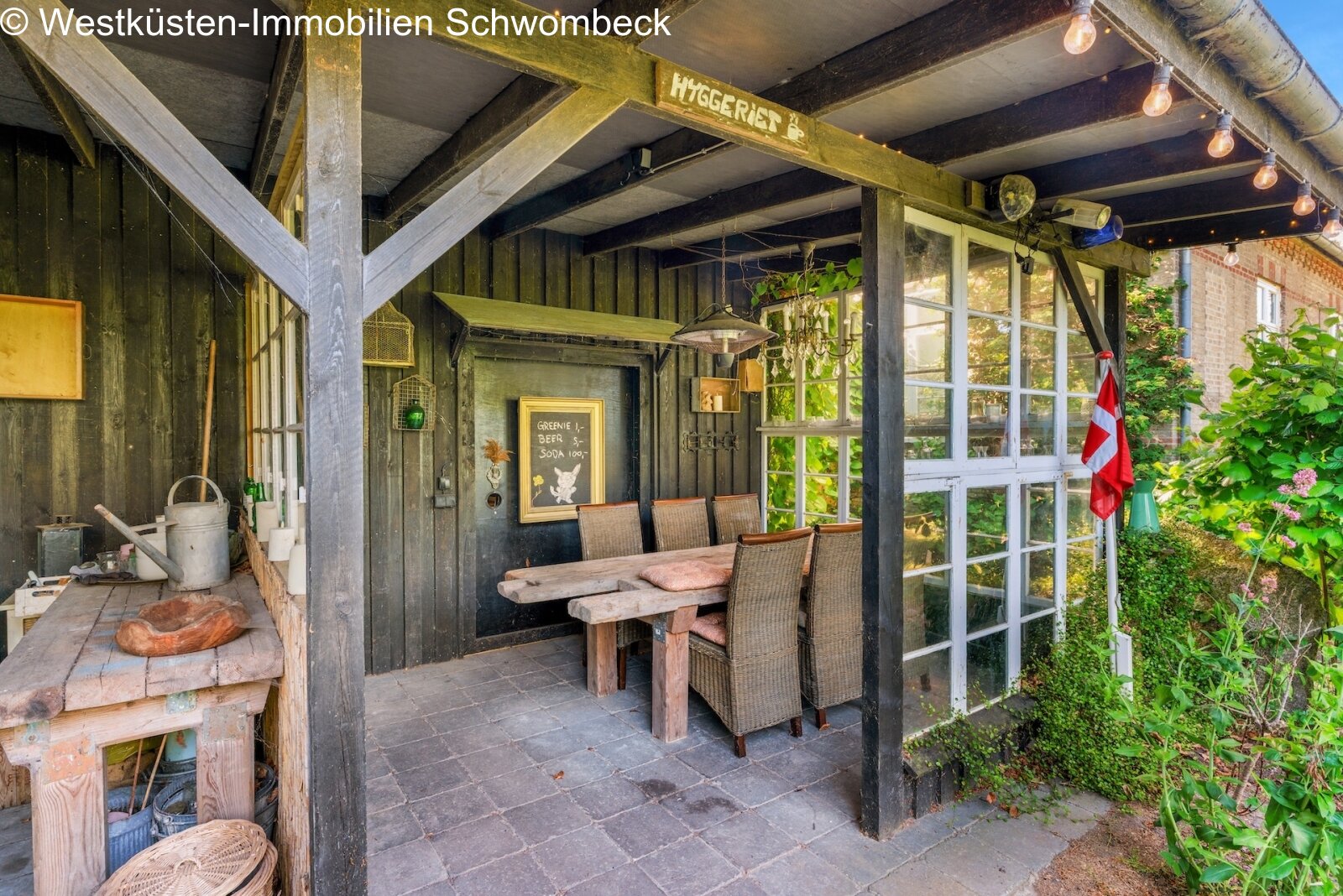 Überdachte Terrasse
