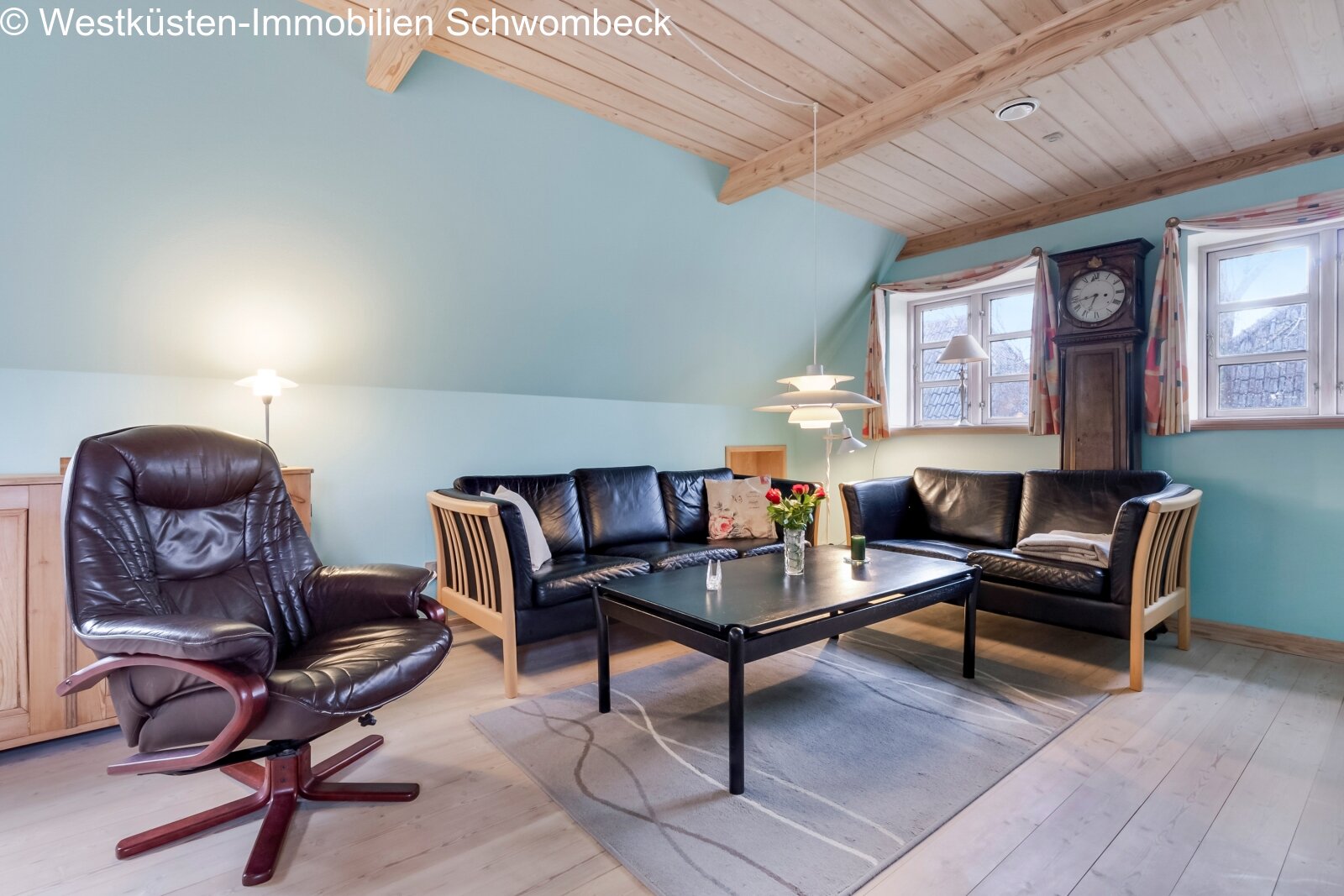 Wohnzimmer DG