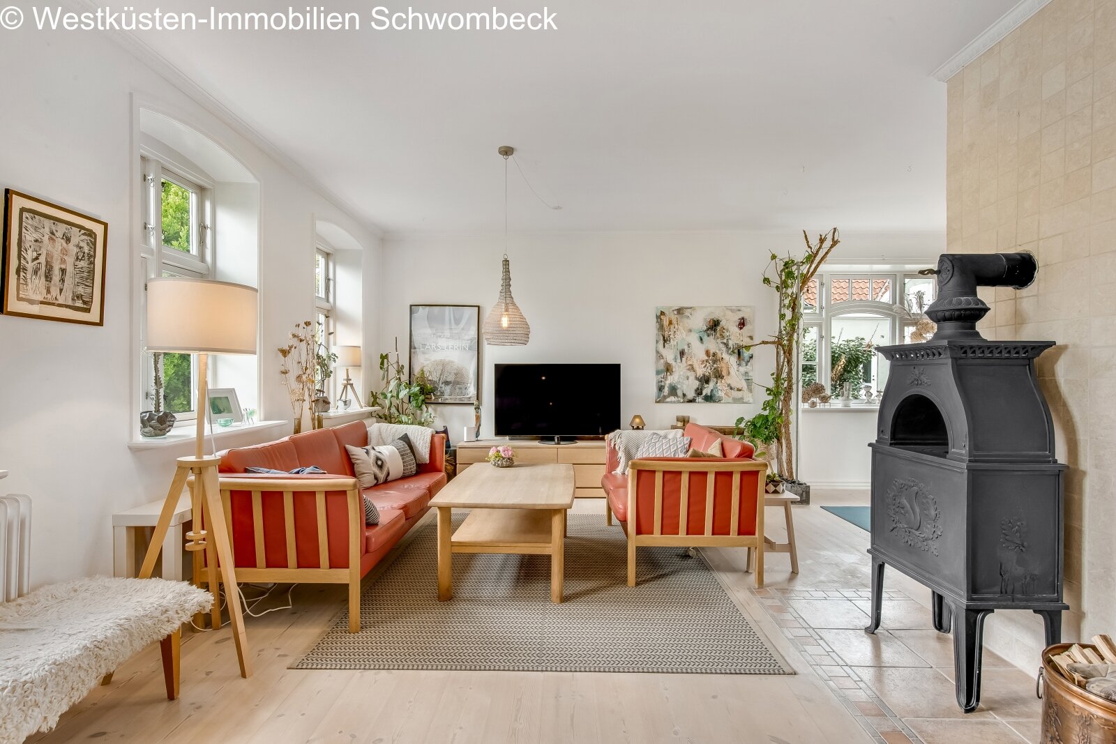 Wohnzimmer mit Küche