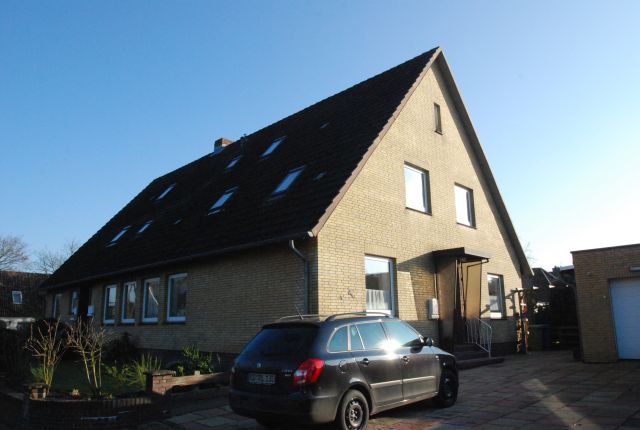 Heide: Die elegante Wohnung mit Dachterrasse! 