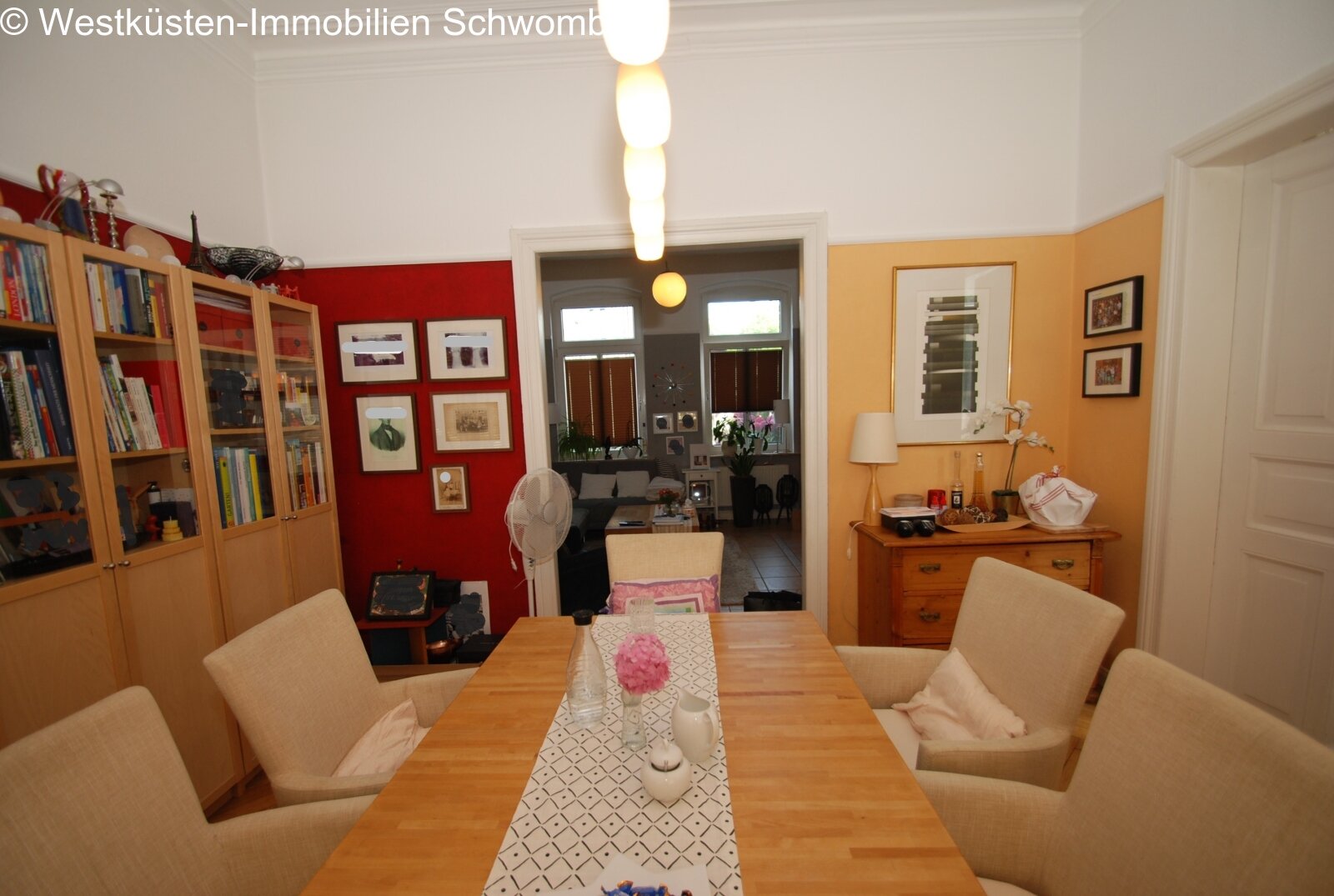 Wohn/ Esszimmer
