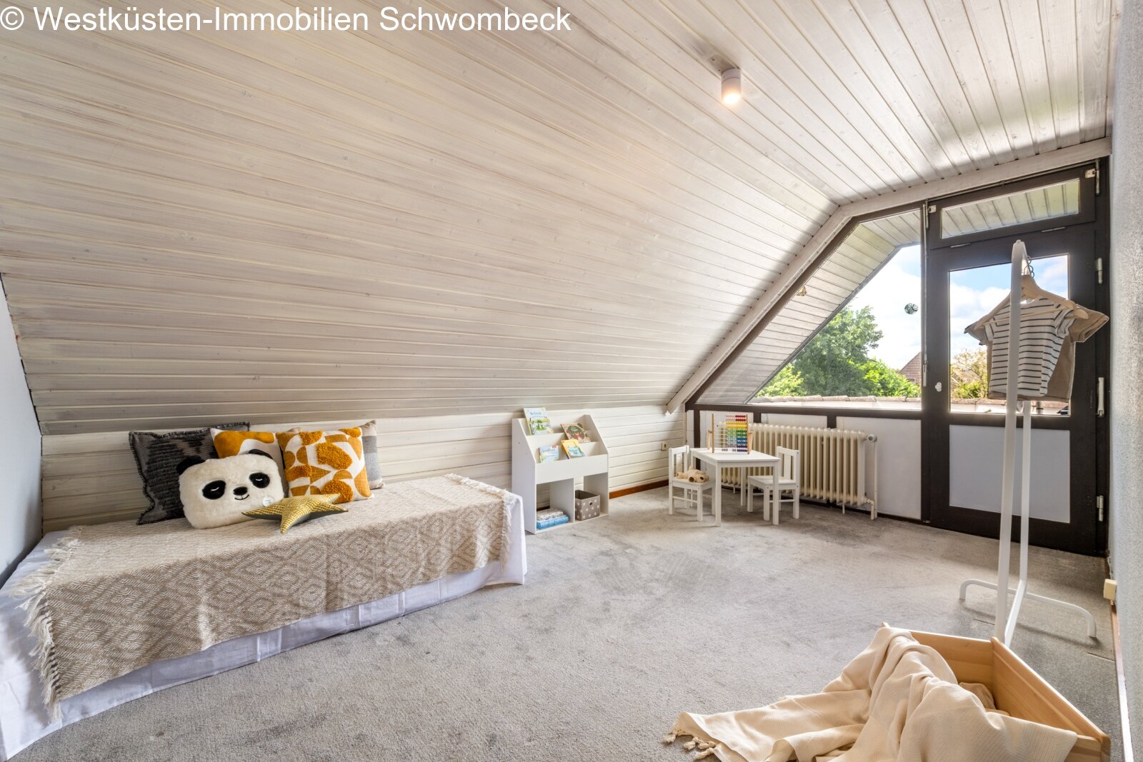 Schlafzimmer DG