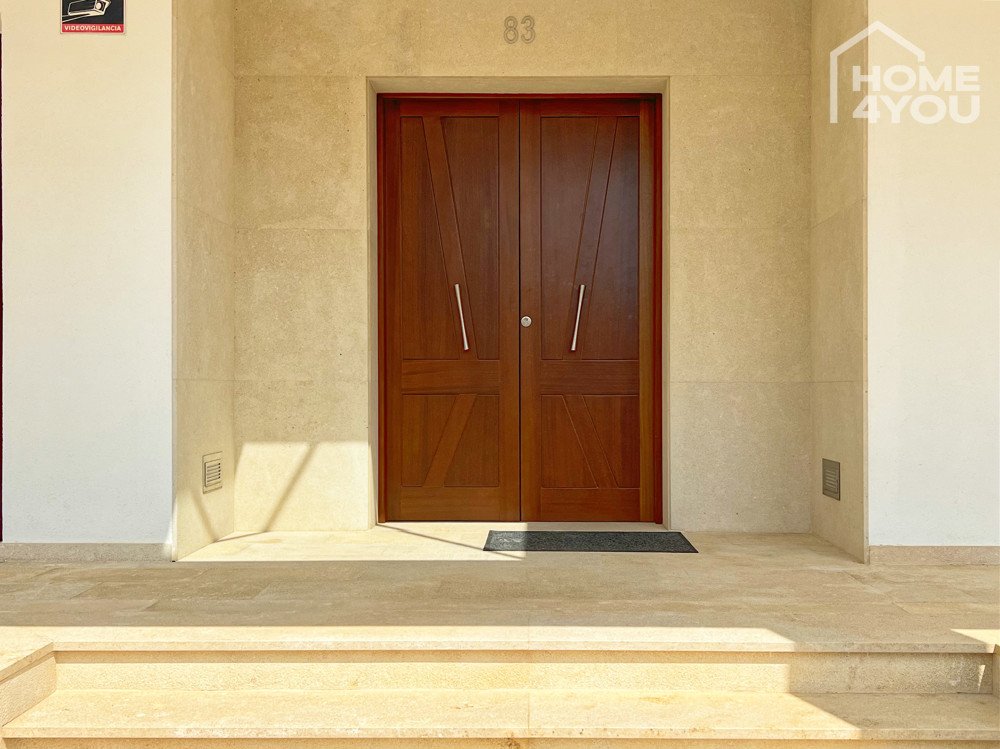 Große Eingangstor Große Eingangstor