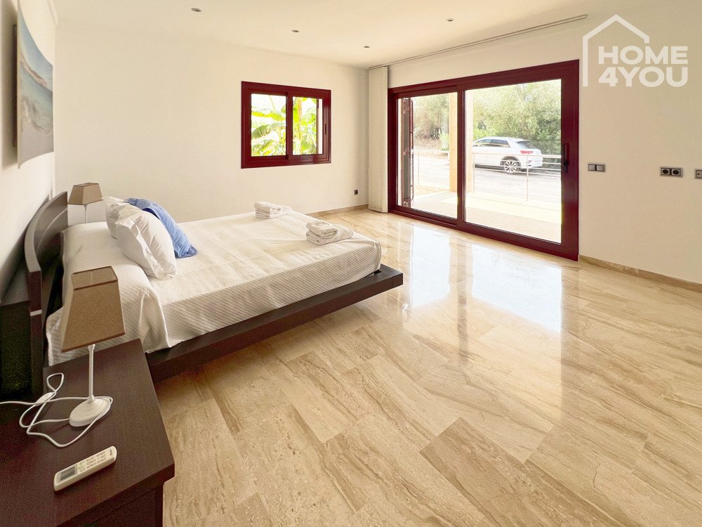 Schlafzimmer 1 Ansicht 2 Schlafzimmer 1 Ansicht 2