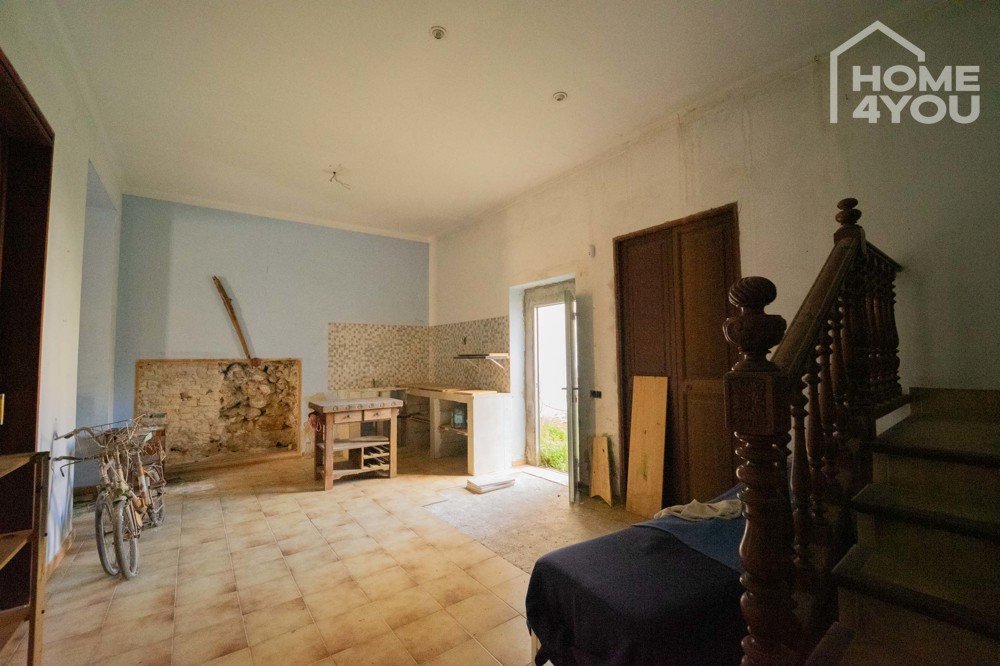 Stadthaus-mit-Projekt-grosse-Grundstück-8