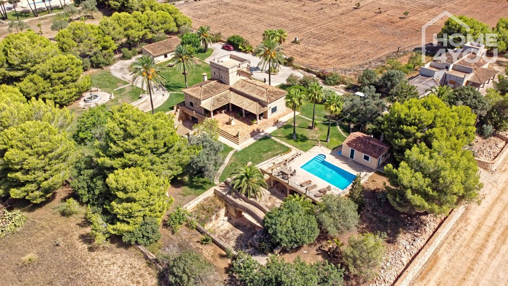 Colonia De Sant Jordi: Exklusive Finca mit Vermietlizenz, 454m², Pool + Haus, 4 SZ, 4 Bäder, 7.200m², Brunnen, Terrasse, TG Colonia De Sant Jordi: Exklusive Finca mit Vermietlizenz, 454m², Pool + Haus, 4 SZ, 4 Bäder, 7.200m², Brunnen, Terrasse, TG