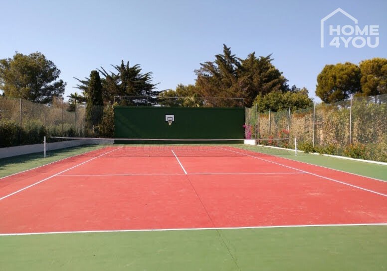 Tennisplatz Tennisplatz