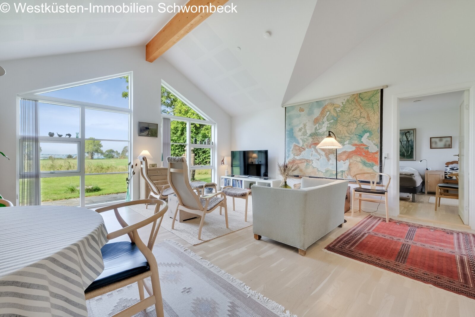 Wohn/ Esszimmer Wohn/ Esszimmer