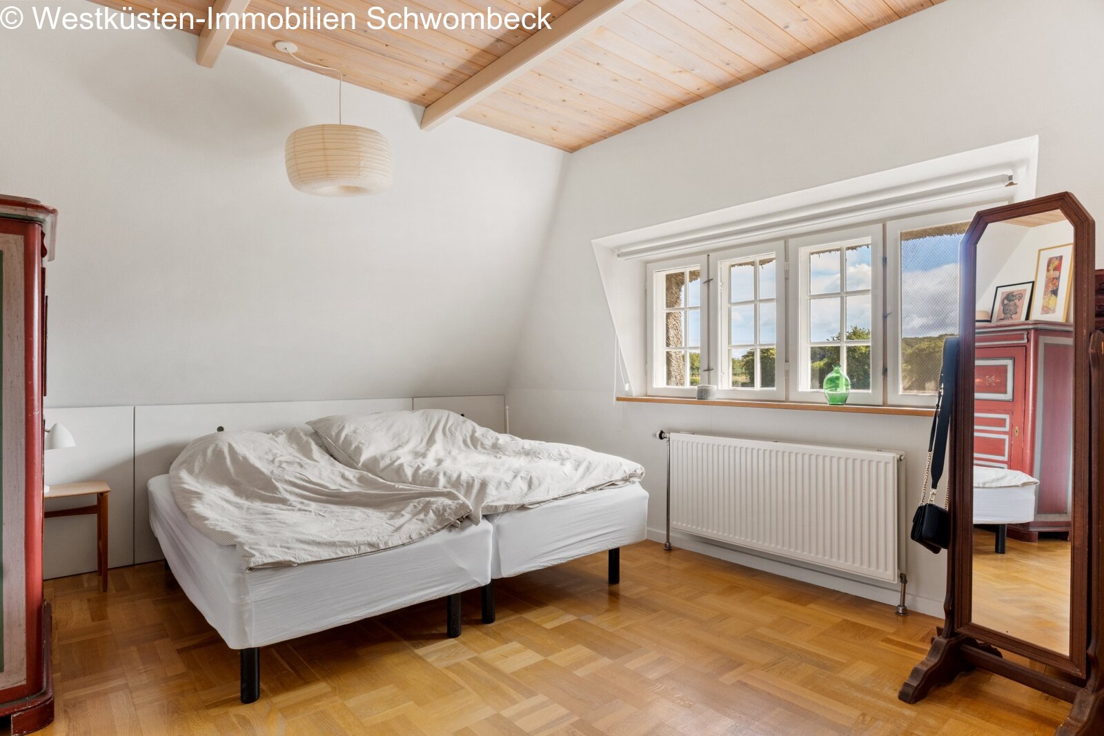 Schlafzimmer DG Schlafzimmer DG