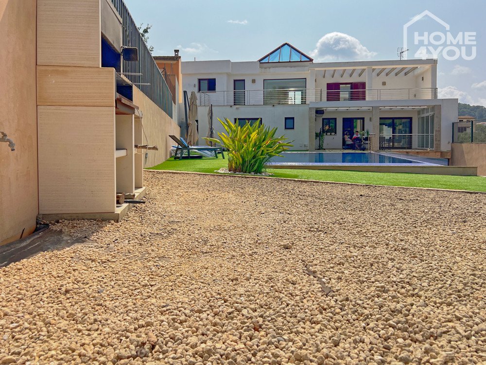 Ansicht Garten, Pool, Terasse Ansicht Garten, Pool, Terasse