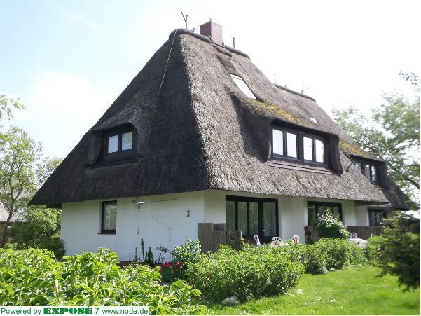 St.Peter-Ording: 3 Zi. Appartement unter Reet in Strandnähe! 