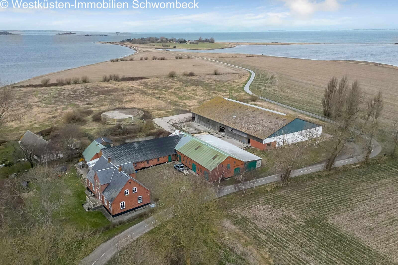 Marstal: Landwirtschaftliches Anwesen auf Ærö, direkt an der Ostsee! 