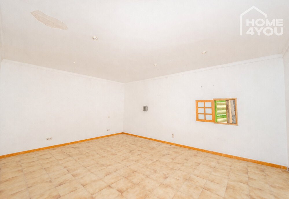 Stadthaus-mit-Projekt-grosse-Grundstück-12