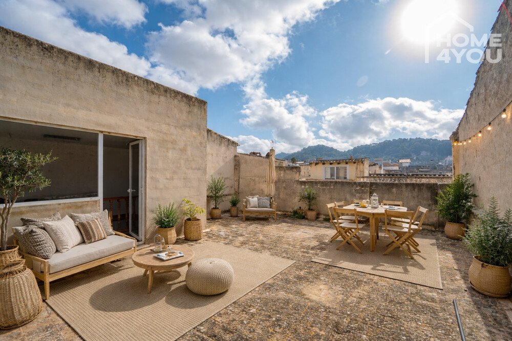 Stadthaus-mit-Projekt-grosse-Grundstück