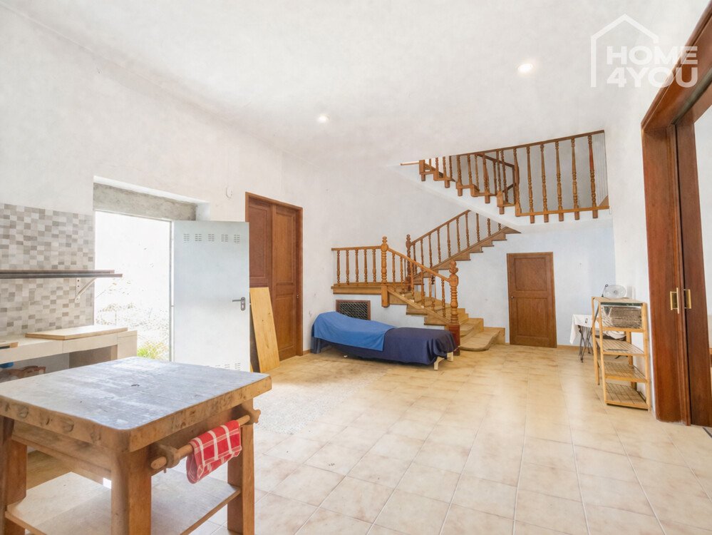 Stadthaus-mit-Projekt-grosse-Grundstück-12