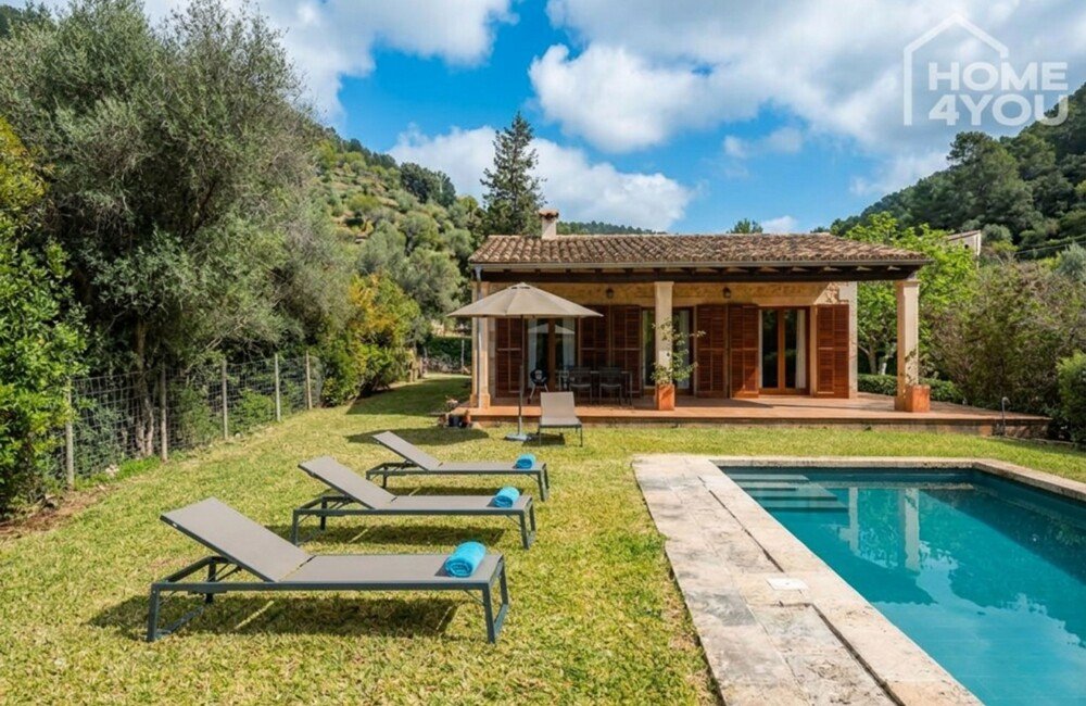 Campanet: Mediterrane Finca mit ETV-Lizenz für 4 Pers., Pool, 15.384 m² Grundstück in ruhiger Naturlage, Klima 