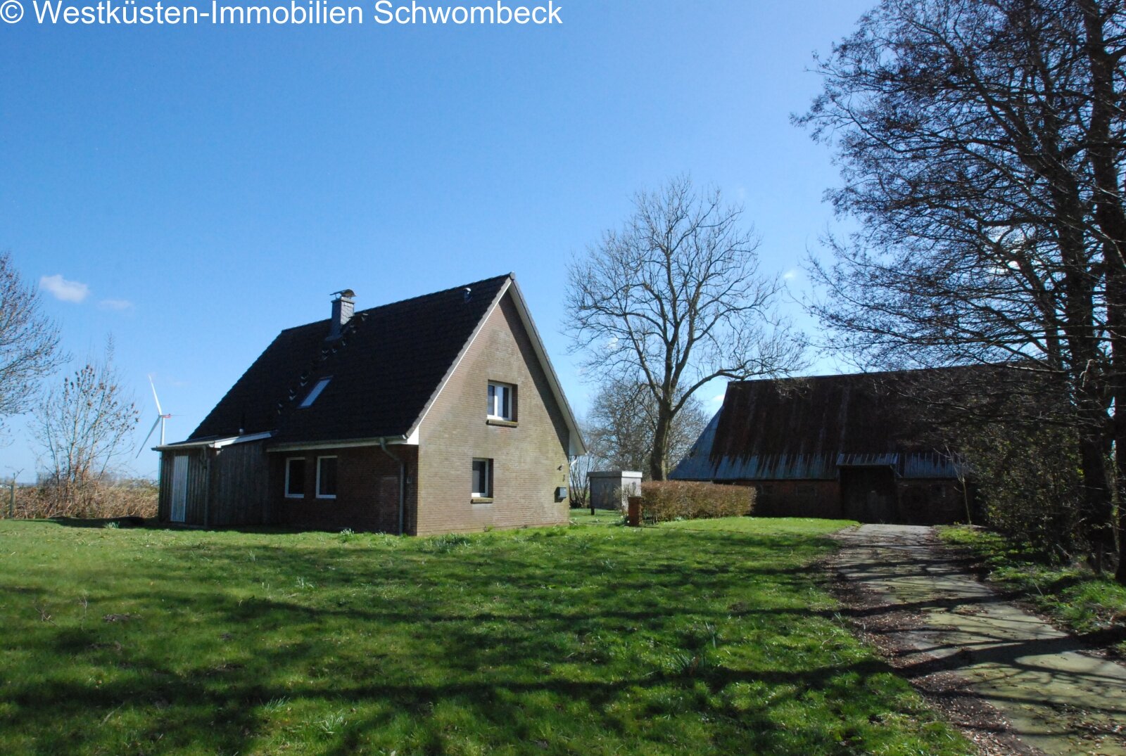 Charmante Hofanlage mit Wohnhaus, Nebengebäude und parkähnlichem Grundstück Charmante Hofanlage mit Wohnhaus, Nebengebäude und parkähnlichem Grundstück