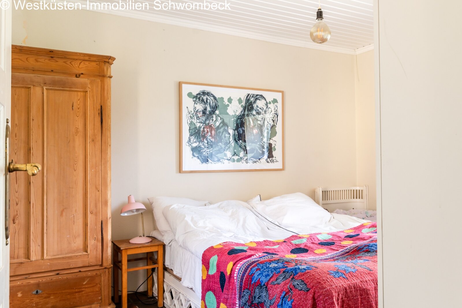 Komfortables Schlafzimmer 