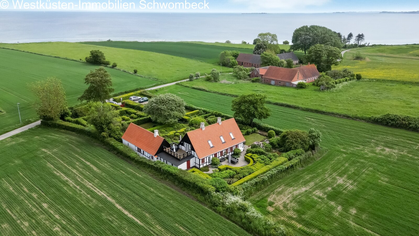 Idyllische Lage mit Blick auf das Wasser – Ihr privates Refugium im Grünen Idyllische Lage mit Blick auf das Wasser – Ihr privates Refugium im Grünen