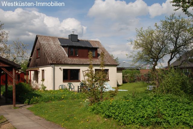 Heide: Schönes WG-Zimmer im Einfamilienhaus, nur 100 m zur Fachhochschule! 