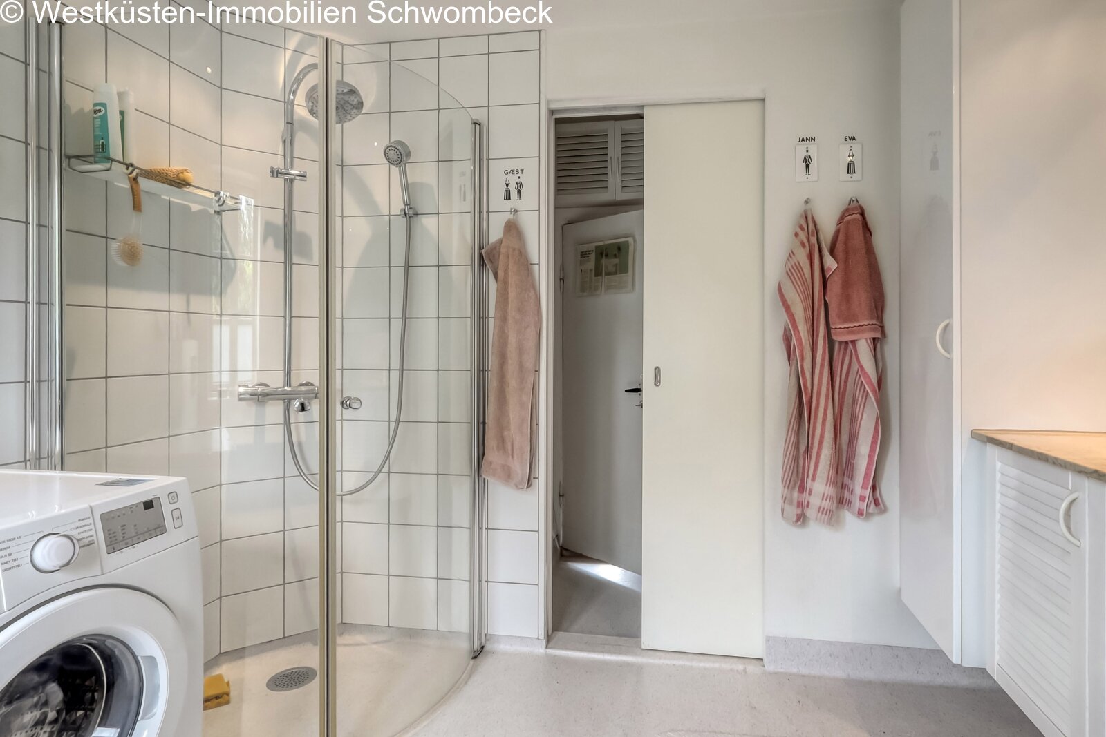 Begehbare Dusche mit bodengleichem Zugang Begehbare Dusche mit bodengleichem Zugang