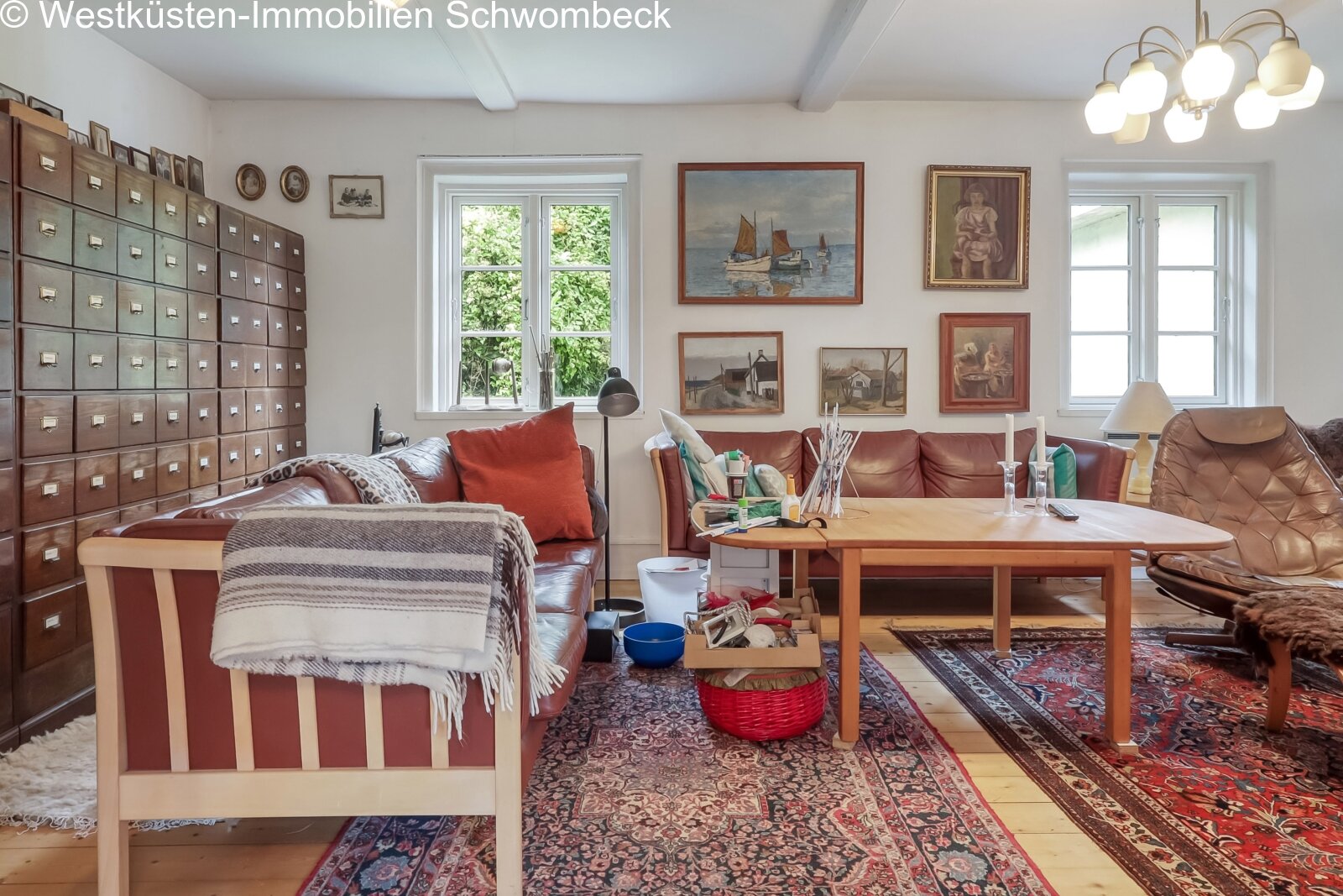Wohnzimmer mit flexibler Raumaufteilung Wohnzimmer mit flexibler Raumaufteilung