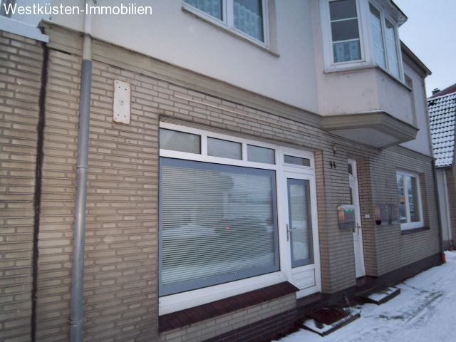 Heide: Für junge Leute - renoviertes Single-Appartement in der City! 